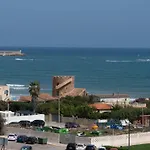 Sanluis *